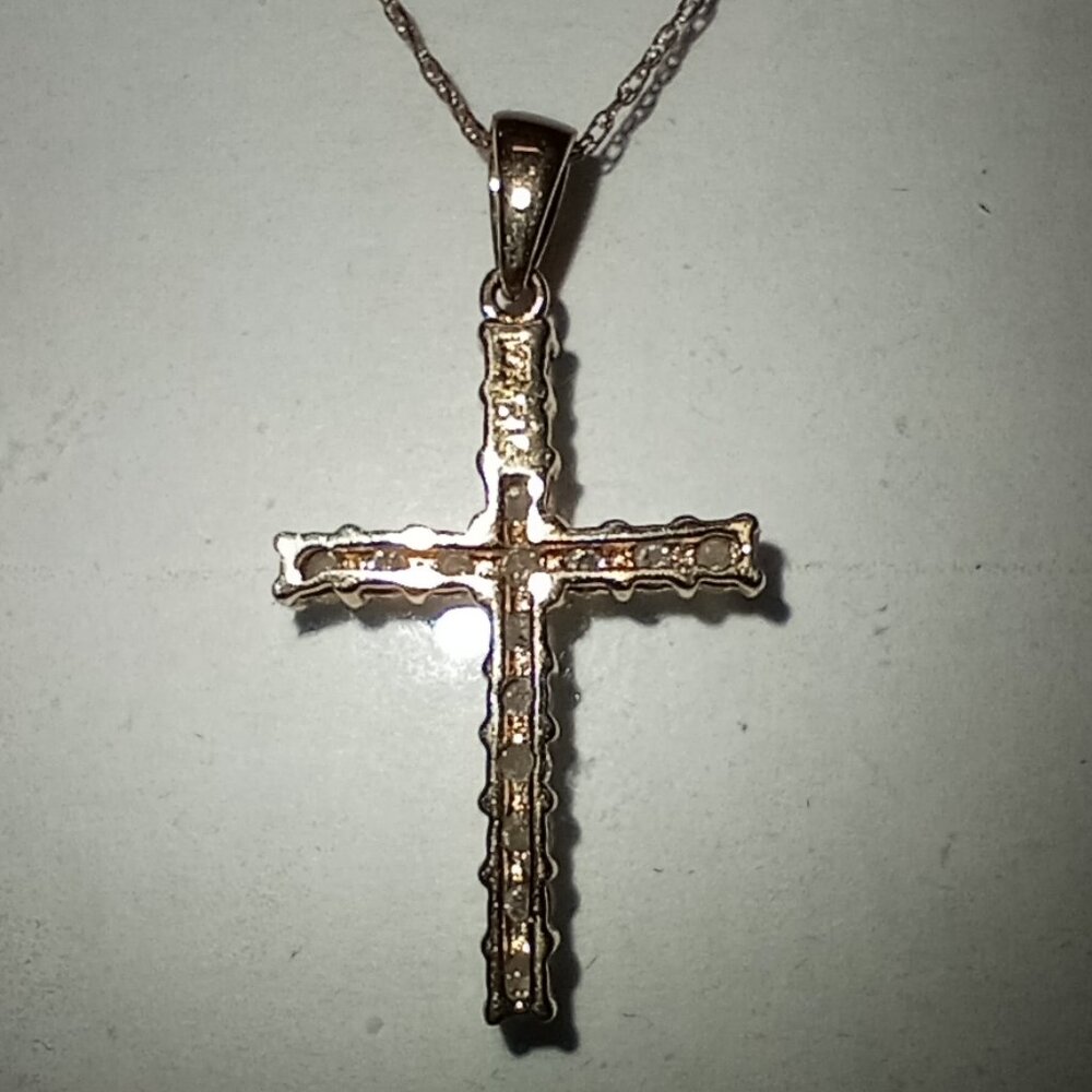 10Kt Yellow Gold 1/2-Carat Diamond Cross Pendant with Chain - Picture 4 of 4
